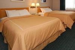 Comfort Suites Portland Airport Image