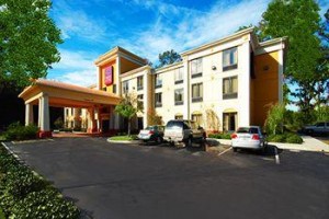 Comfort Suites Beaufort voted 8th best hotel in Beaufort