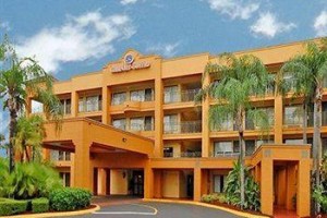 Comfort Suites Deerfield Beach Image