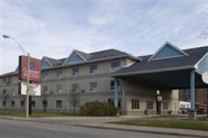 Comfort Suites Downtown Windsor (Ontario) voted 7th best hotel in Windsor 