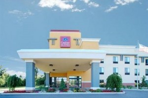 Comfort Suites Elkhart voted 5th best hotel in Elkhart