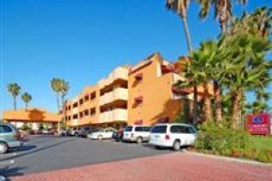 Comfort Suites Huntington Beach voted 6th best hotel in Huntington Beach