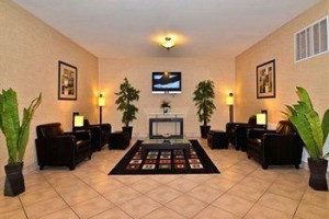 Comfort Suites Huntsville Image