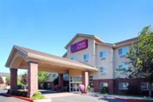 Comfort Suites Linn County Fairground Albany (Oregon) voted 4th best hotel in Albany 