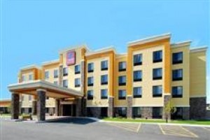 Comfort Suites Oshkosh Image