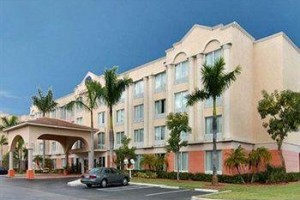 Comfort Suites Sawgrass Image