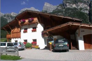 Conny's Ferienwohnungen voted 5th best hotel in Gschnitz