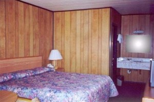 Cook's Motel Image