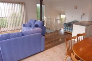 Coral Reef Holiday House Image
