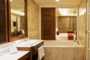 Corbett Court Hotel Image