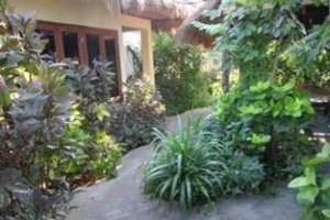 Corner Hideaway Bungalows Image