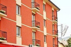 Cortina Hotel Garda Image