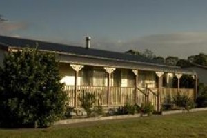 Cottages on Lovedale Image
