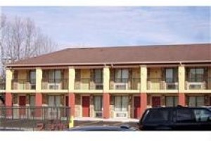 Country Hearth Inn Cookeville Image