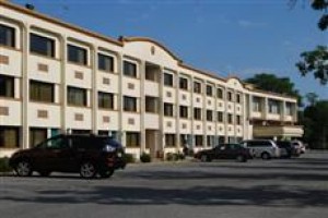 Country Hearth Inn & Suites Lancaster (Pennsylvania) Image