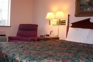 Country Hearth Inn & Suites South Point Image
