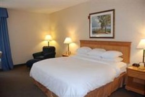 Country Inn & Suites Eagan Image