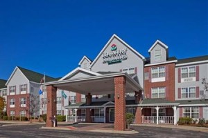 Country Inn & Suites Port Washington Image