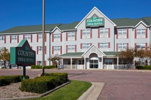 Country Inn & Suites Dakota Dunes North Sioux City voted 2nd best hotel in North Sioux City