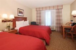 Country Inn & Suites Davenport Image