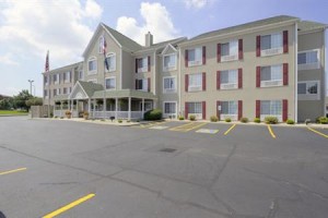 Country Inn & Suites By Carlson, Toledo voted 4th best hotel in Maumee