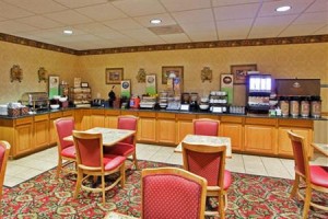 Country Inn & Suites Waldorf voted 4th best hotel in Waldorf