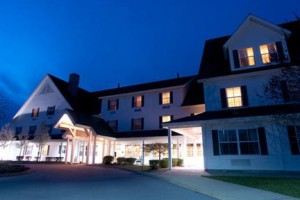 Courtyard Middlebury Image