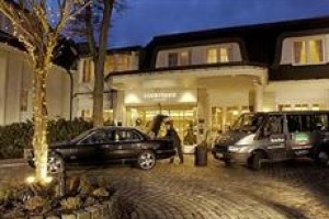 Courtyard by Marriott Hamburg Airport Image