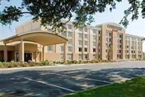 Courtyard by Marriott Gulfport Beachfront Image