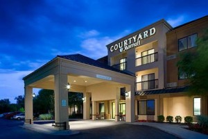 Courtyard by Marriott Wichita East Image