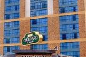 Courtyard by Marriott Niagara Falls Image