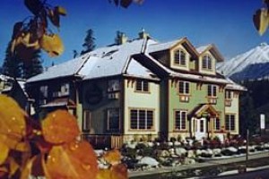 Creekside Country Inn Canmore Image