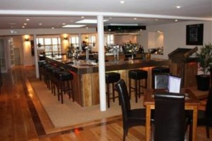 Crossways Inn North Wootton Image