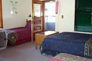 Crystalwood Lodge Image