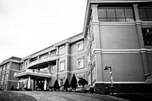 Dalat Eden Lake Resort & Spa Image