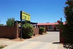 Daydream Motel Image