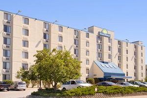 Days Hotel University Minneapolis Image