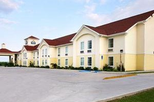 Days Inn & Suites Bayou Land Image