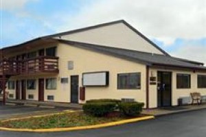 Days Inn Athens (Ohio) voted 5th best hotel in Athens 