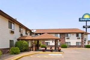 Days Inn and Suites East, Davenport, Iowa Image