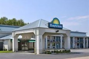 Days Inn East North Little Rock Image