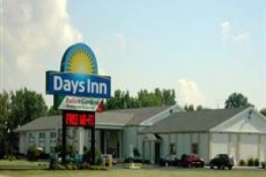 Fremont-Days Inn voted 3rd best hotel in Fremont 