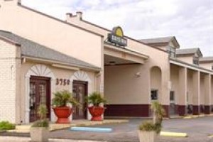 Days Inn Harvey Image