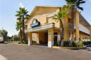 Days Inn Leesburg Image