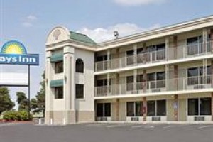 Days Inn Lenexa Image