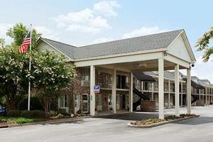 Days Inn Manning Image