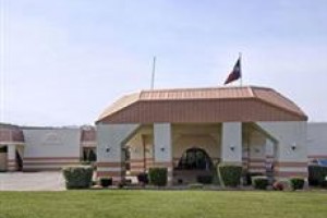 Days Inn Mount Pleasant Image