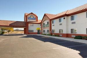 Days Inn North Phoenix Image
