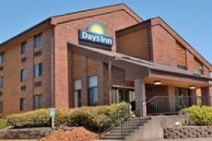 Days Inn Portland South voted 5th best hotel in Clackamas