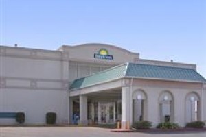 Days Inn Quincy Image